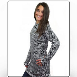 Artesania New NWT pure alpaca wool sweater hoodie women’s sz Small $180 tunic
